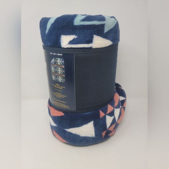 NWT Pendleton Ultra Plush Fleece Sherpa Throw Blanket  50x70 inches - Picture 5 of 6